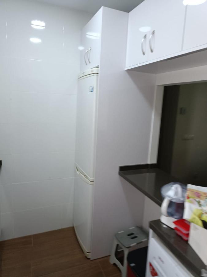 Lyrioshomes Filpo Rojas , * Sevilha